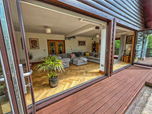 Photo 27- click for photo gallery